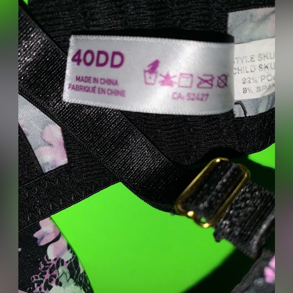 Woman’s Push Up Bra - Picture 2 of 3